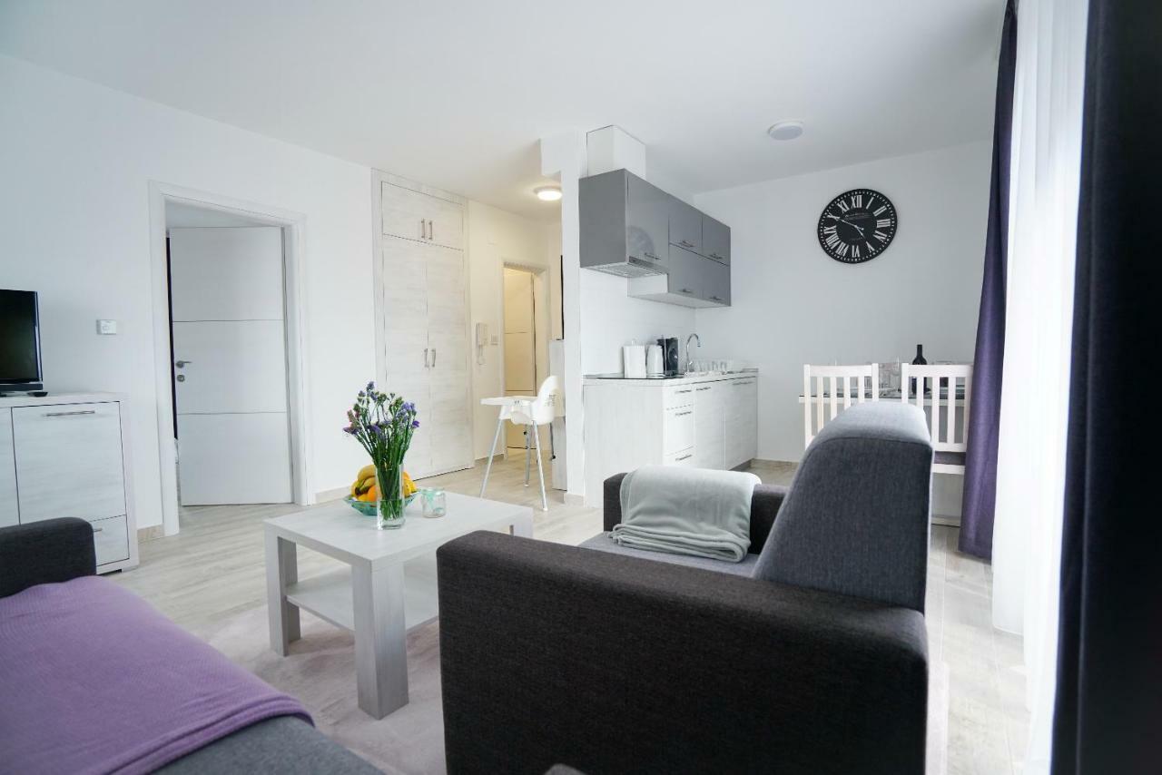 Apartmani Zupan Sukošan Kültér fotó